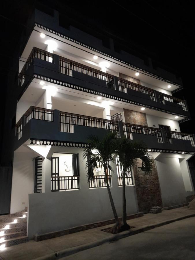 Hostal Marina Samana Zewnętrze zdjęcie