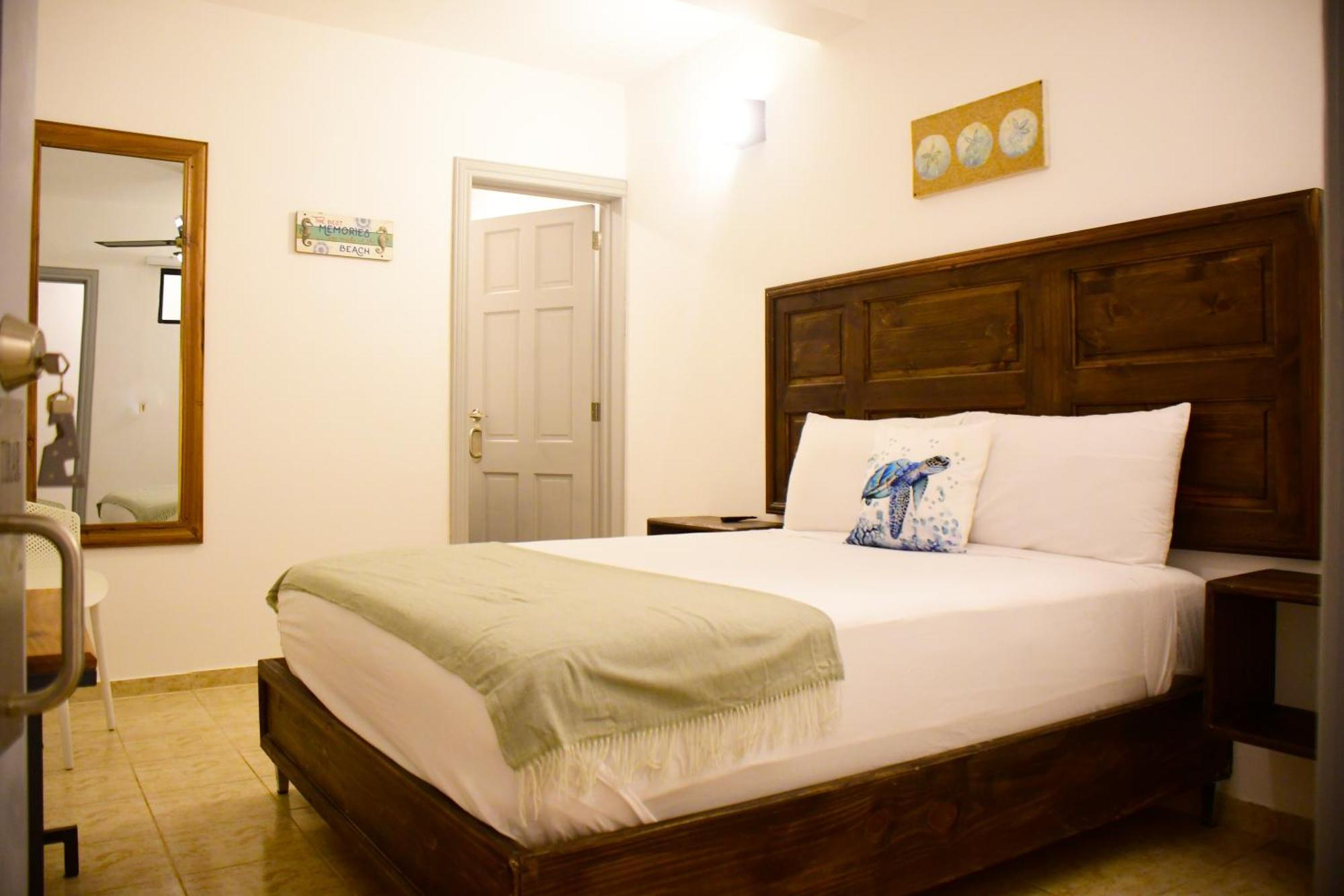 Hostal Marina Samana Zewnętrze zdjęcie
