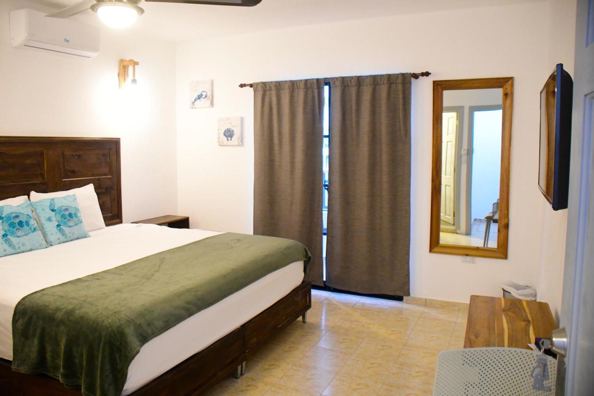Hostal Marina Samana Zewnętrze zdjęcie