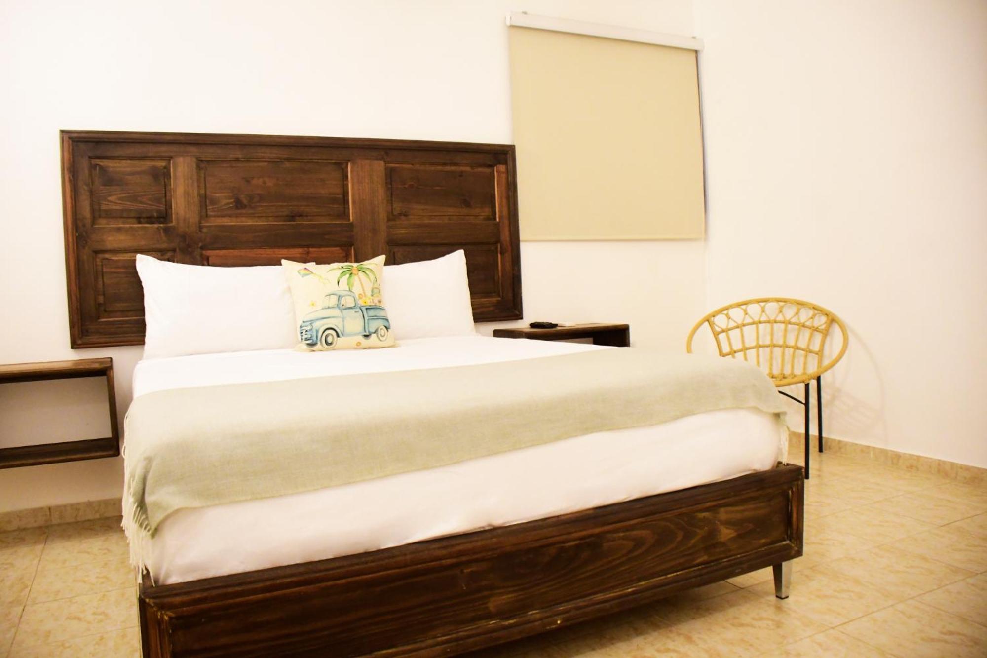 Hostal Marina Samana Zewnętrze zdjęcie