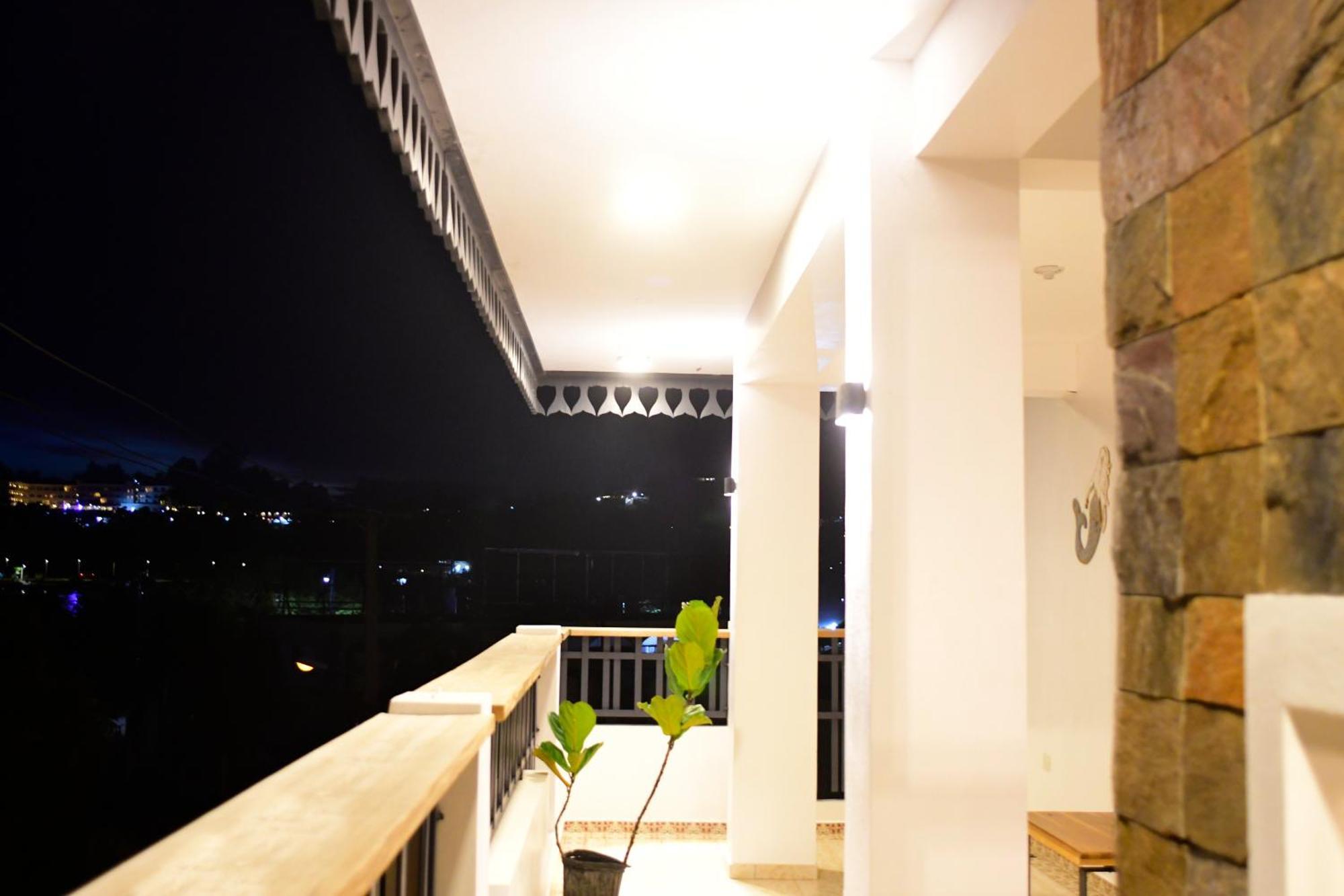Hostal Marina Samana Zewnętrze zdjęcie