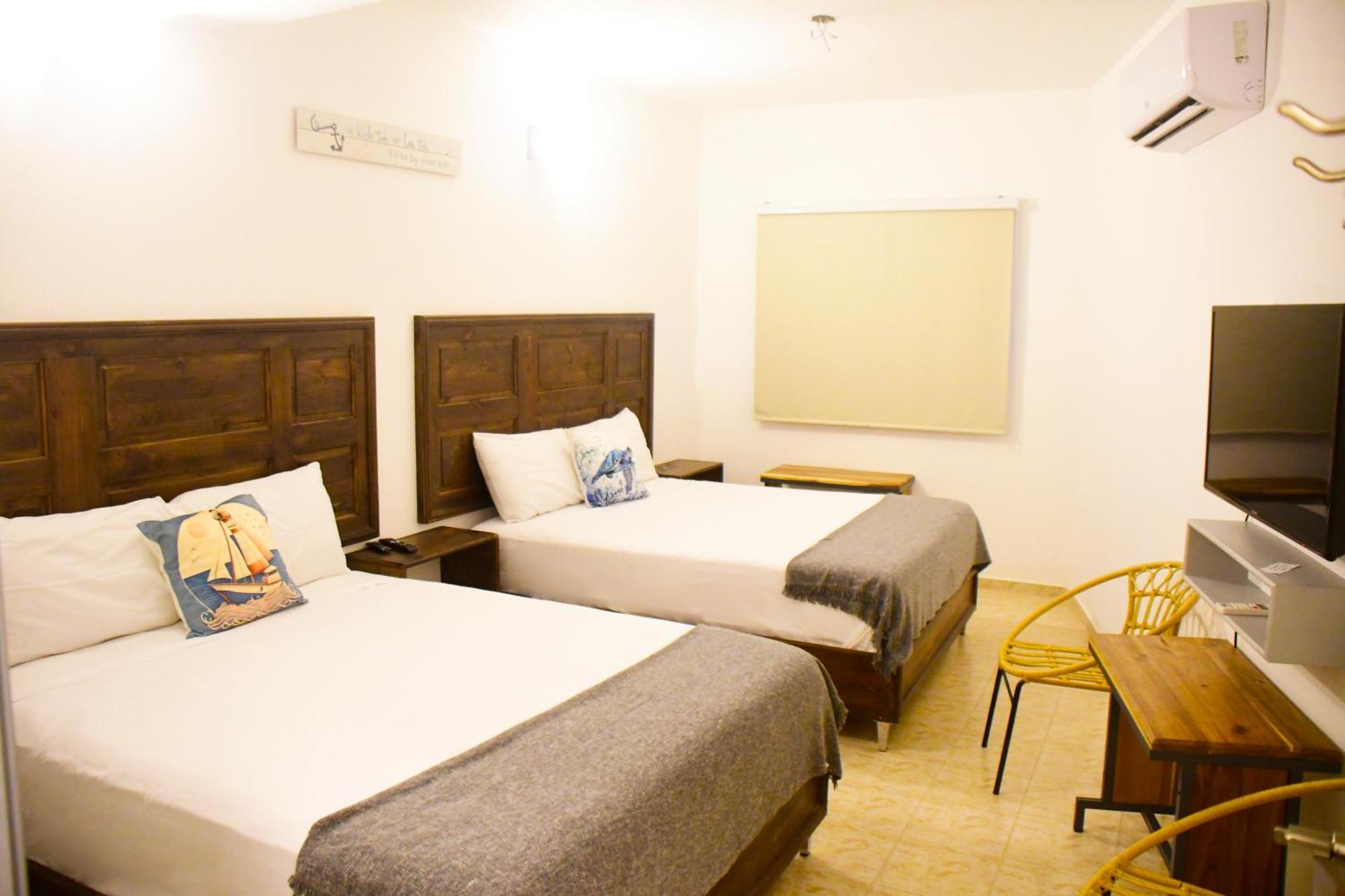 Hostal Marina Samana Zewnętrze zdjęcie