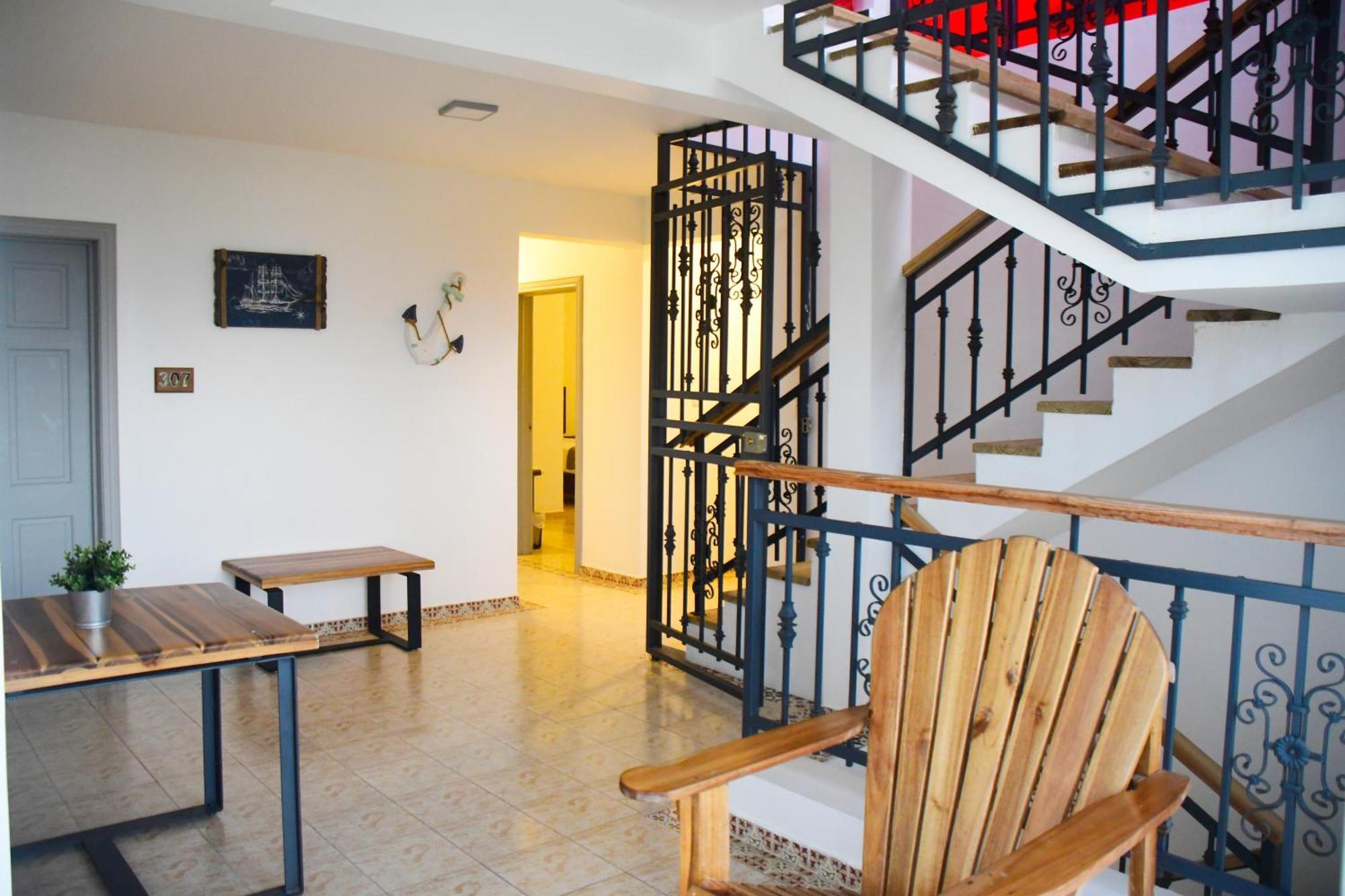 Hostal Marina Samana Zewnętrze zdjęcie